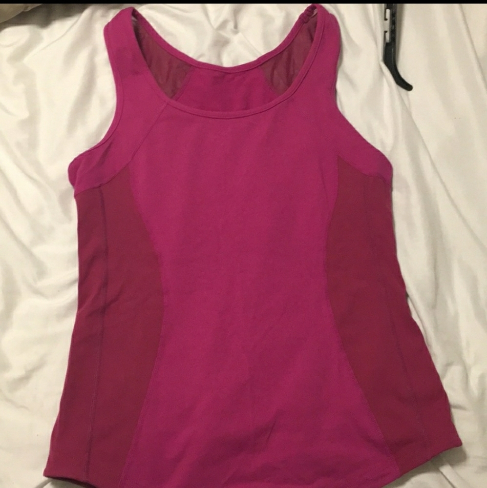 Lululemon dark pink tank, size 6